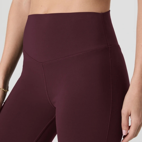 Vuori Chilled Out Bootcut Women's Performance Pants Leggings NWT Flare Yoga Gym - Picture 16 of 16